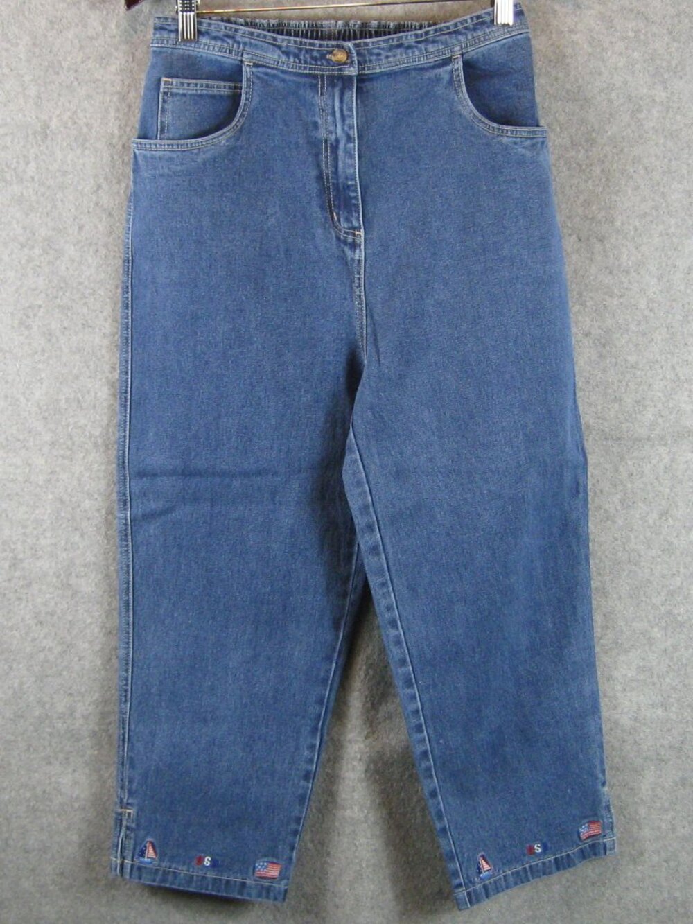 Quacker Factory Denim Embroidered Crop Jeans M
